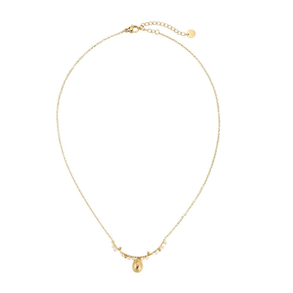 Pearl charm ketting