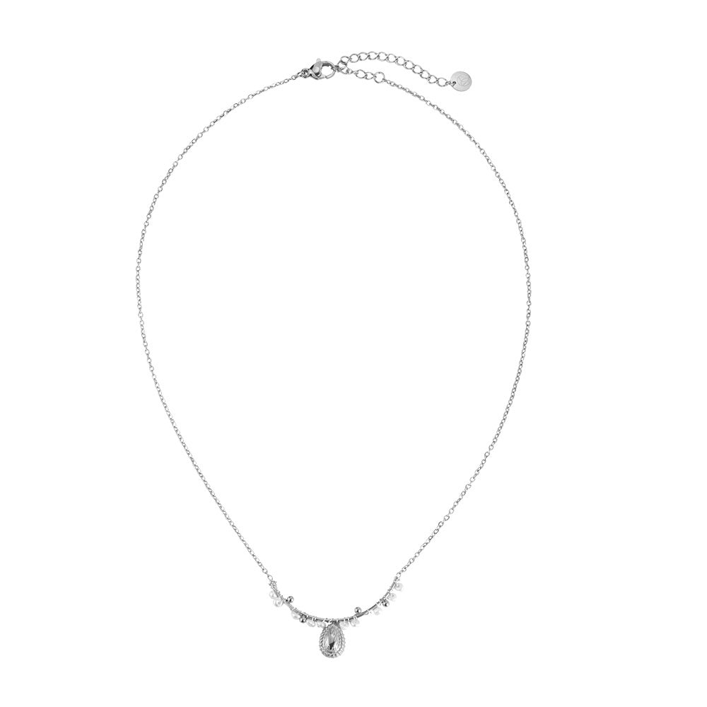 Pearl charm ketting
