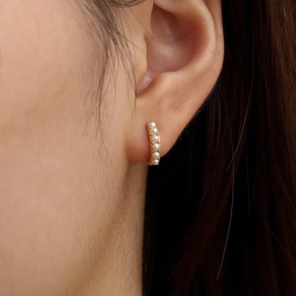 Pearl hoop oorbel