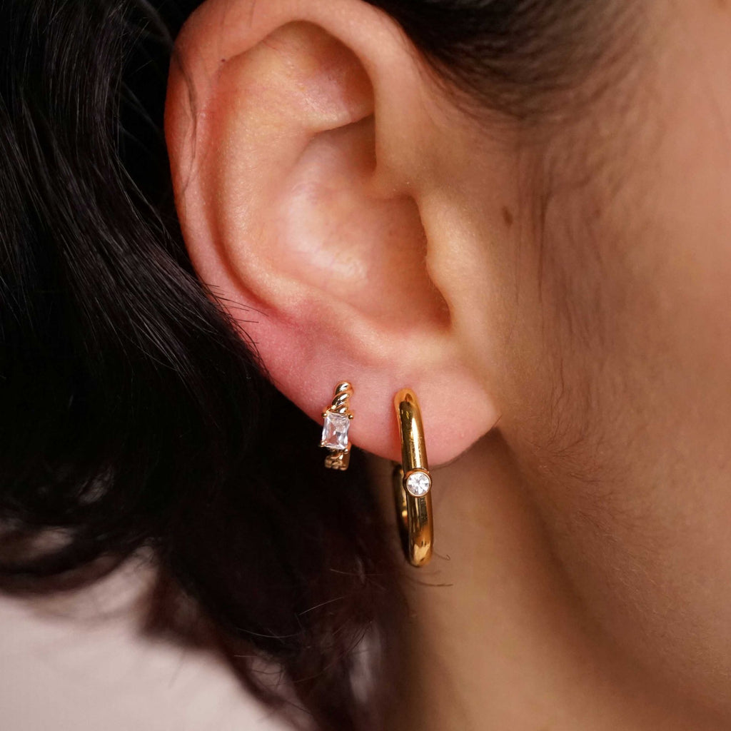 Diamond square oorbellen