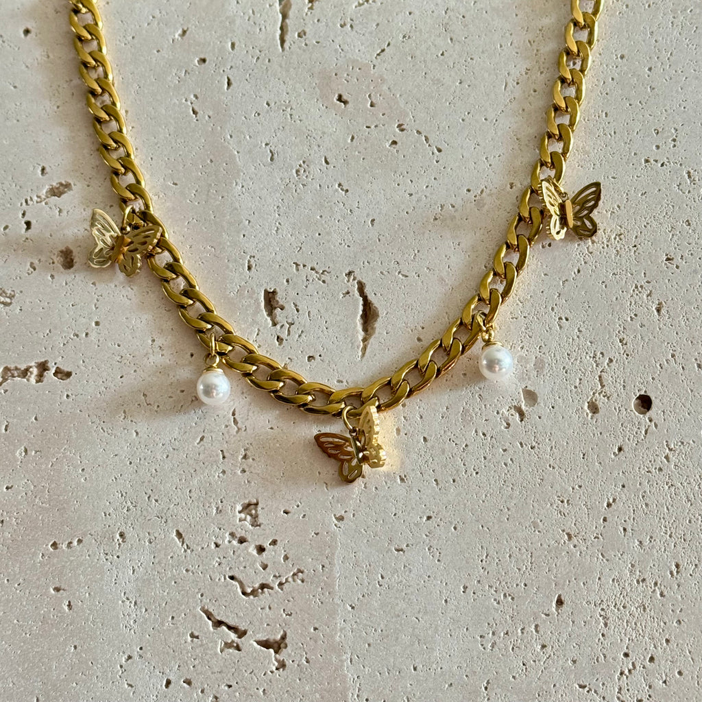 Chunky butterfly ketting